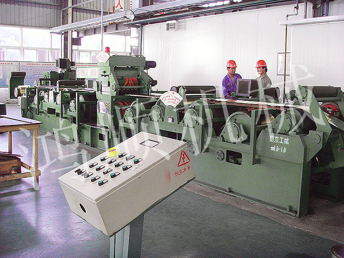 铜带拉矫机组
